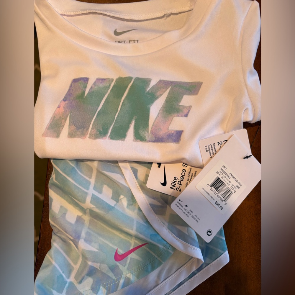 NWT Nike 2-Piece Dri-Fit Short Set